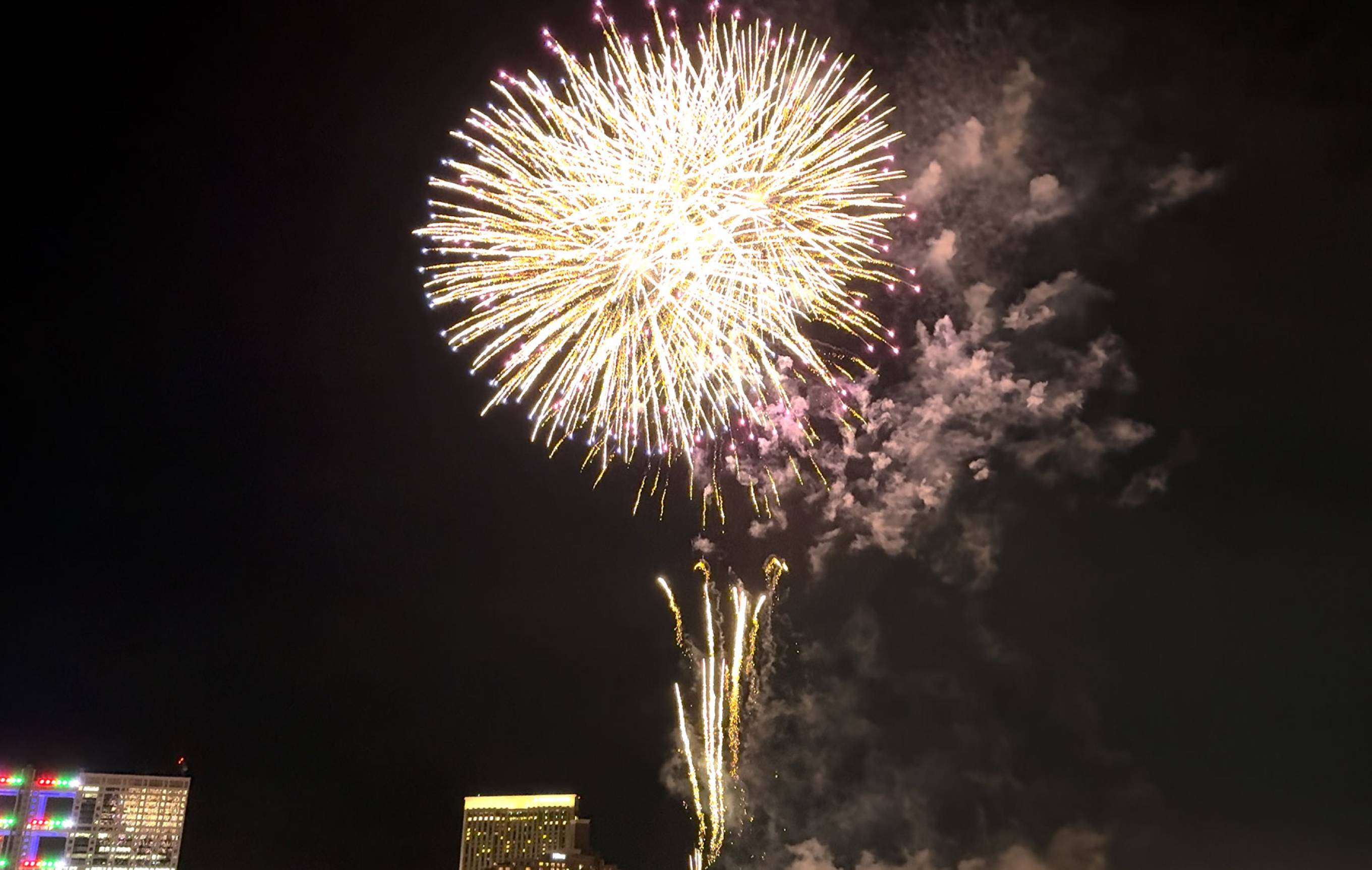 CULTURE FRONT - ART TOUR